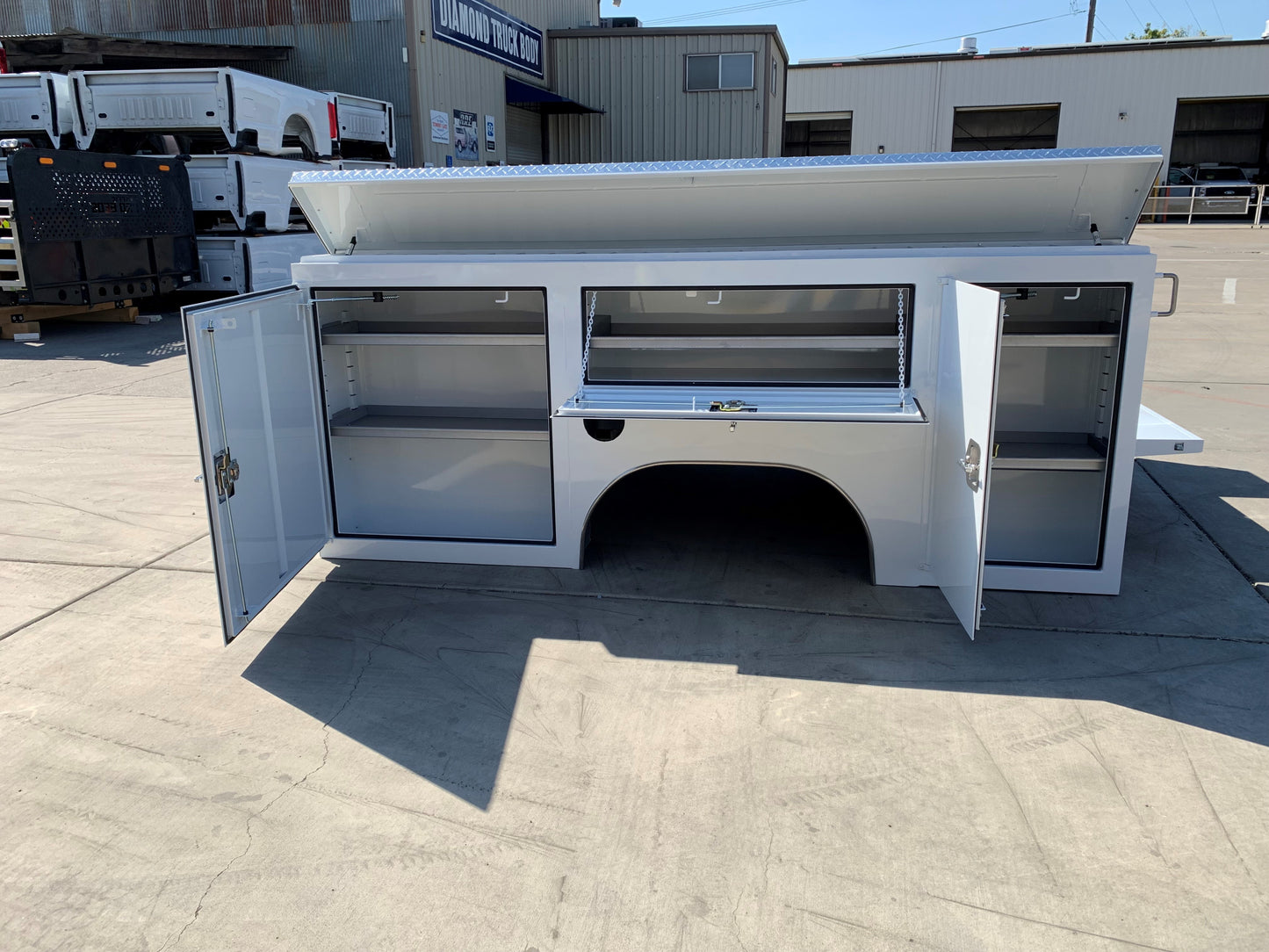 8 FOOT SERVICE BODY