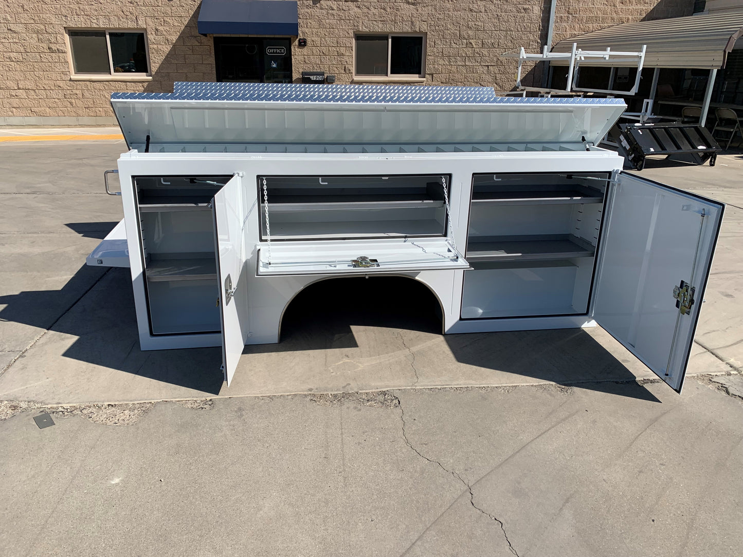 8 FOOT SERVICE BODY