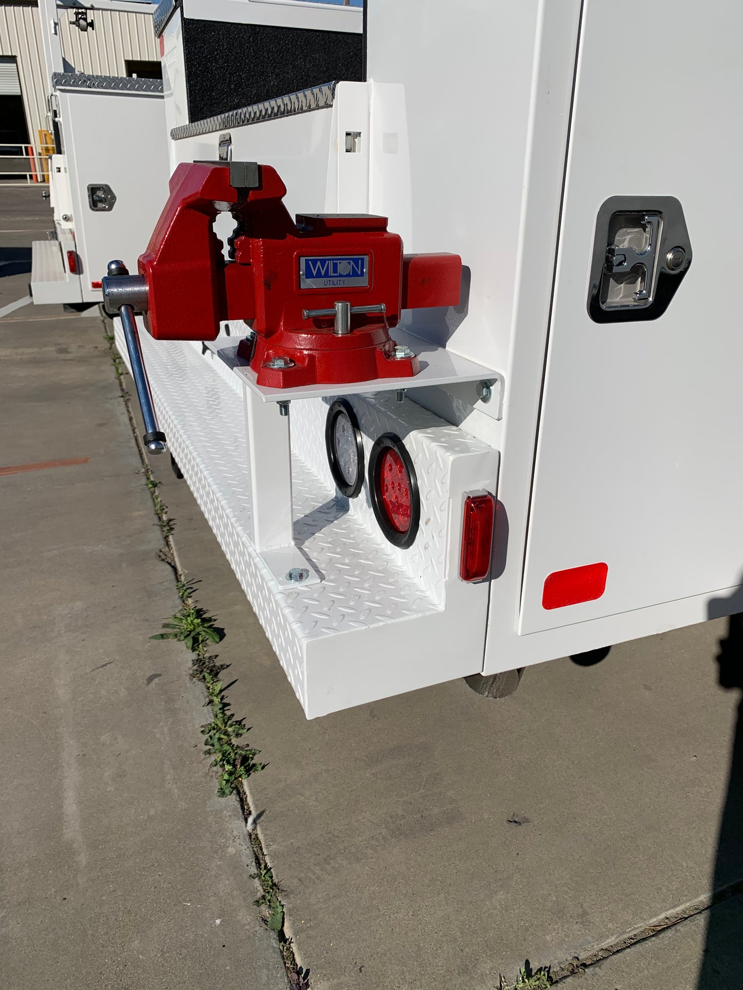 Vise Bracket Platform